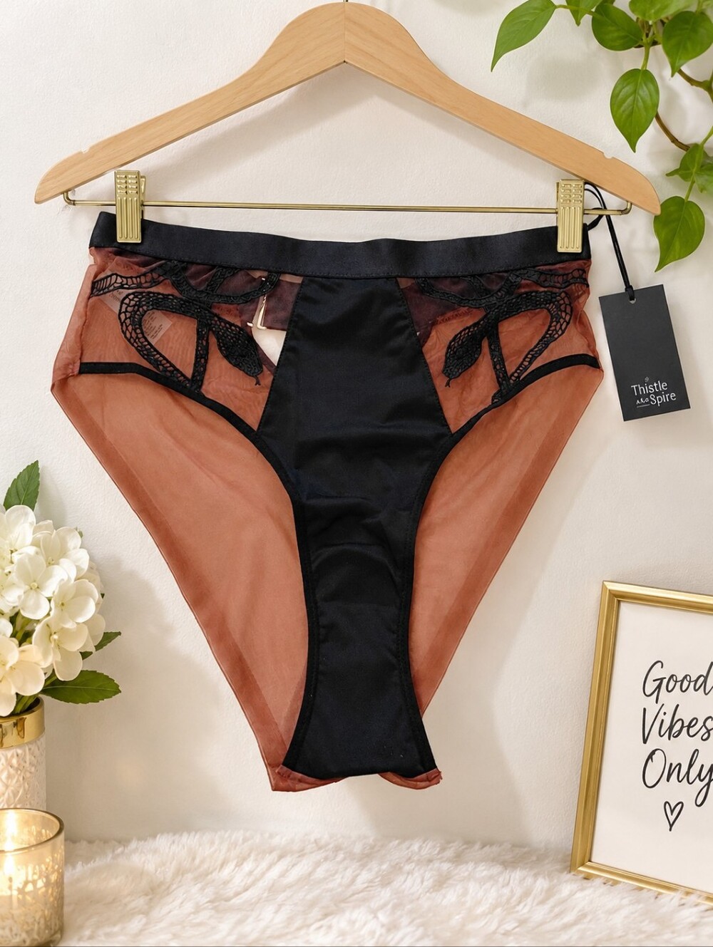 NWT Thistle & Spire Medusa V-Cut High Waist Brief - Size L